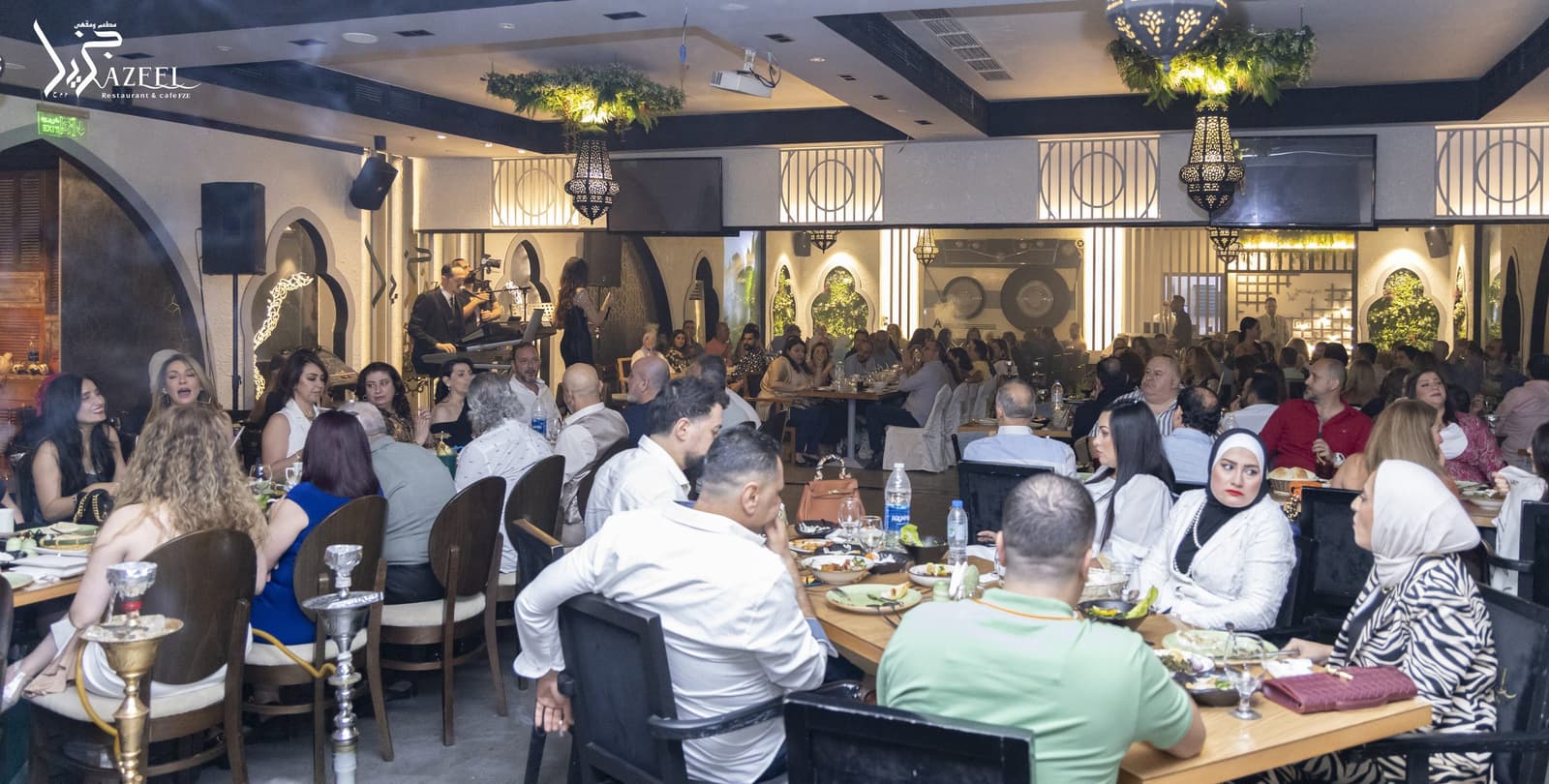 The dining room full during an evening with live music